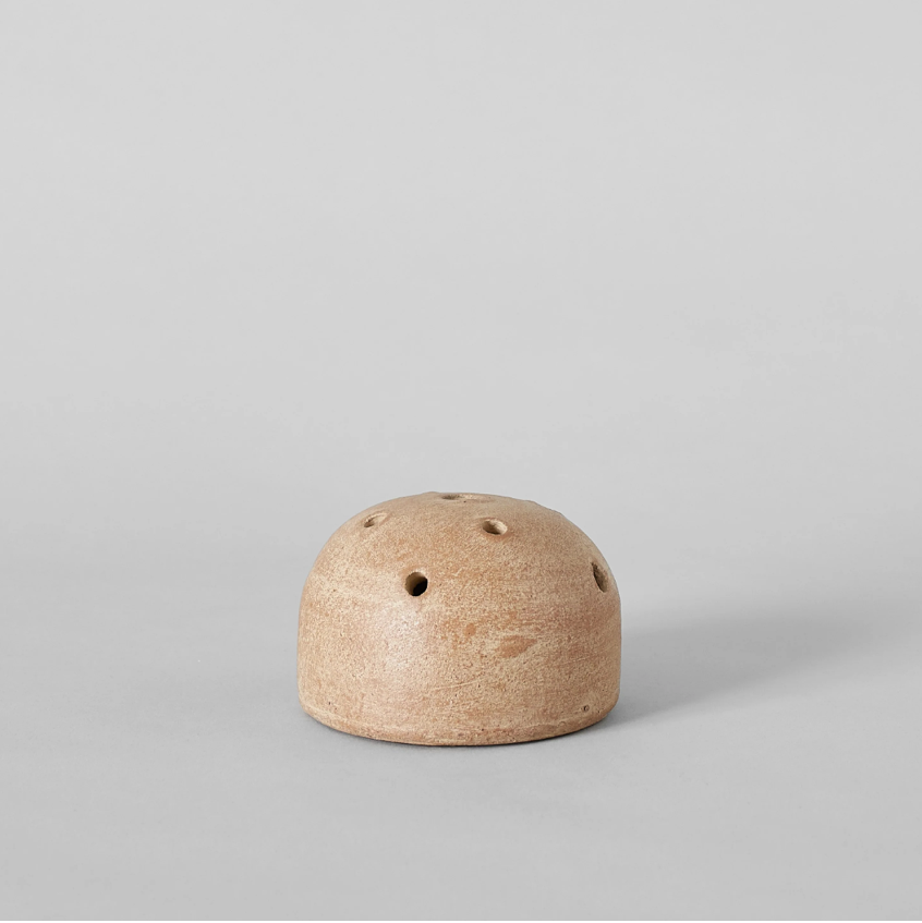 Bloomist vase Terra Cotta Flower Frog Vase