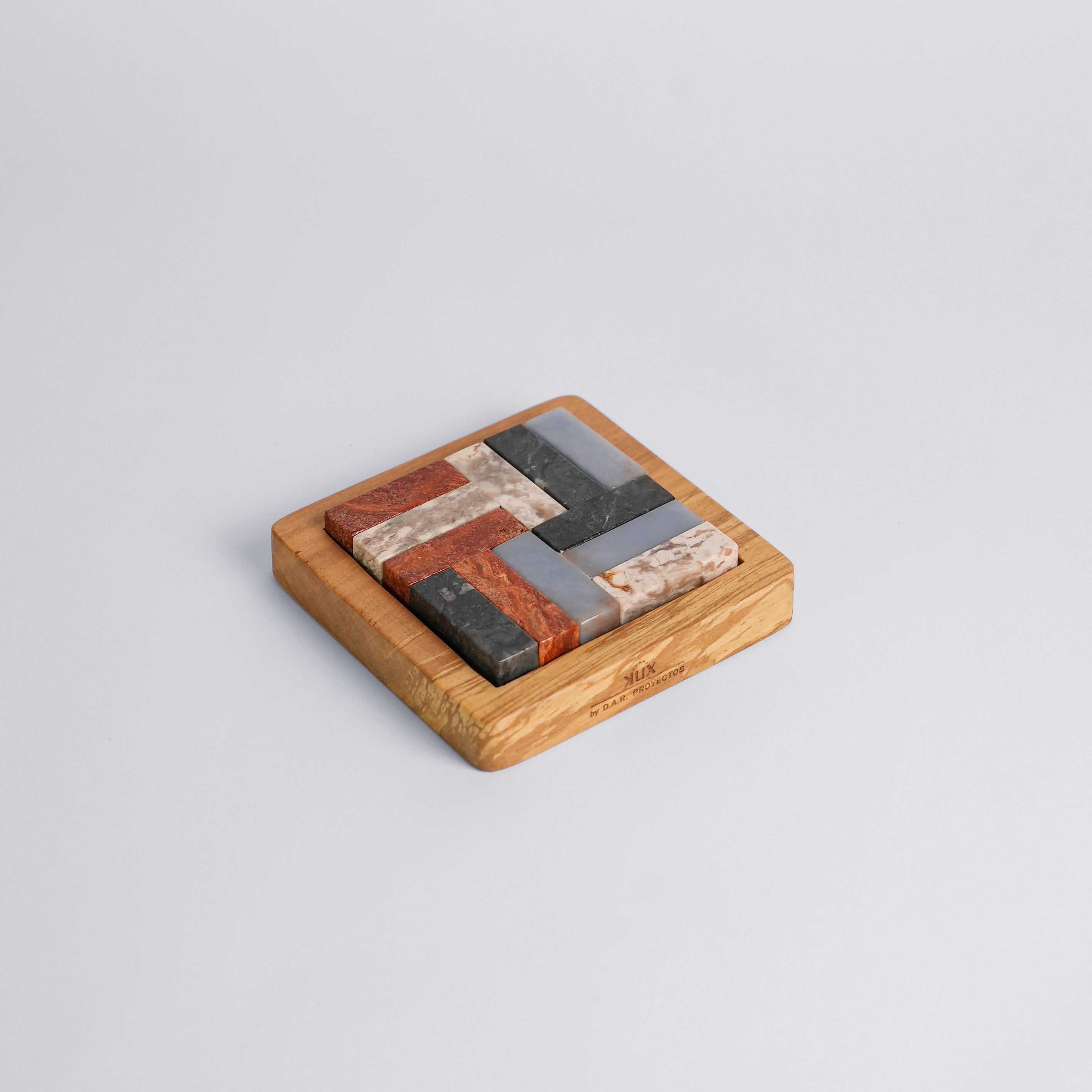 DAR proyectos Decorative Accents Tetris 3D Gemstone Puzzle