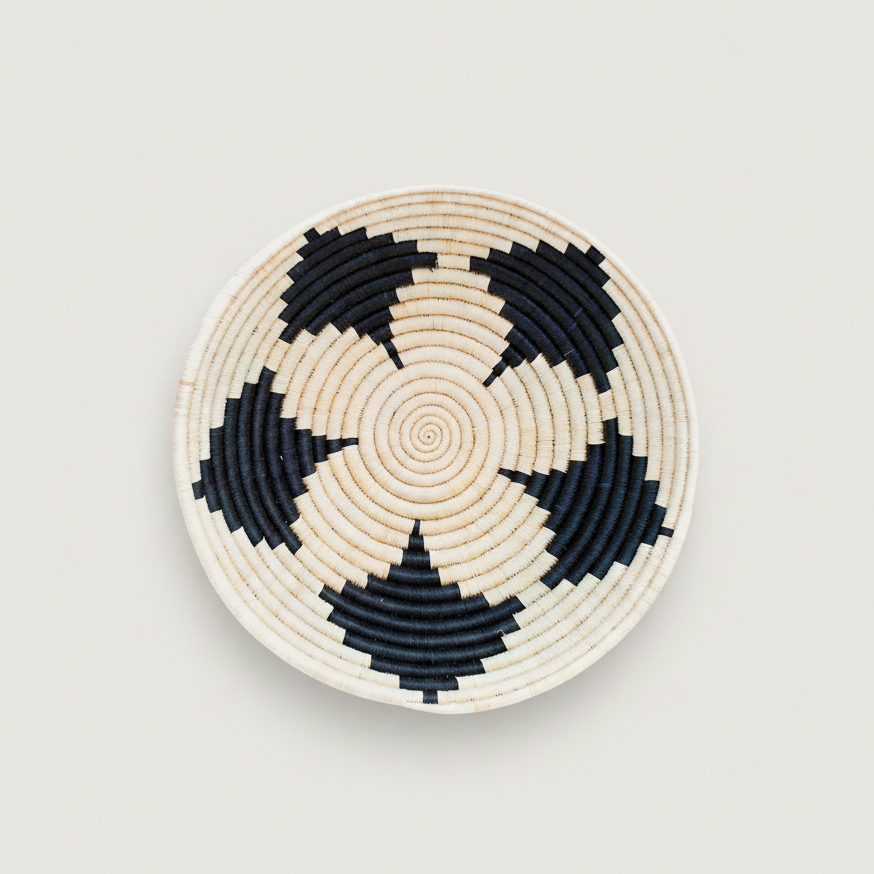 Indego Africa Decorative Baskets Petal Raffia Plateau