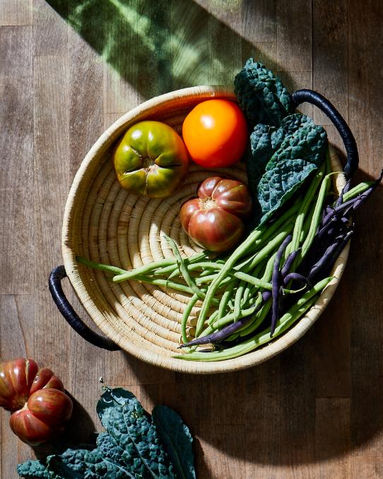 Indego Africa Trays Contrast Handle Raffia Tray