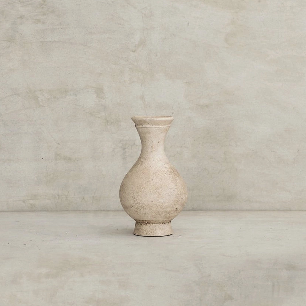 Jitana vase Hourglass Vase
