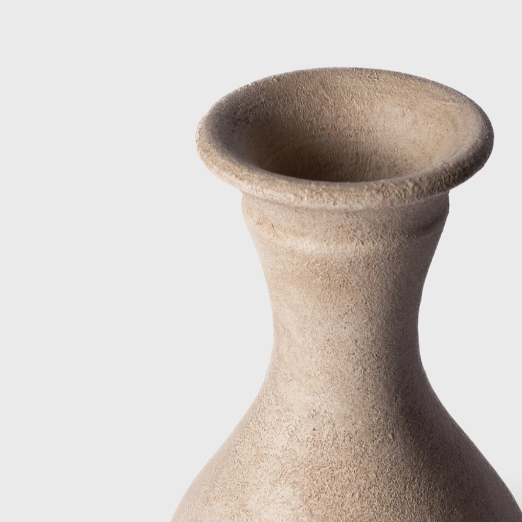 Jitana vase Hourglass Vase