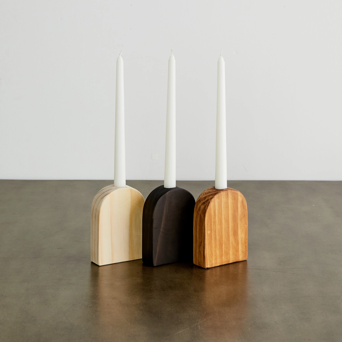 kanju Arch Wooden Taper Candle Stand