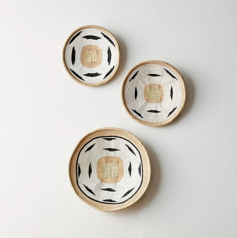 kanju Nolyia White Flat Basket