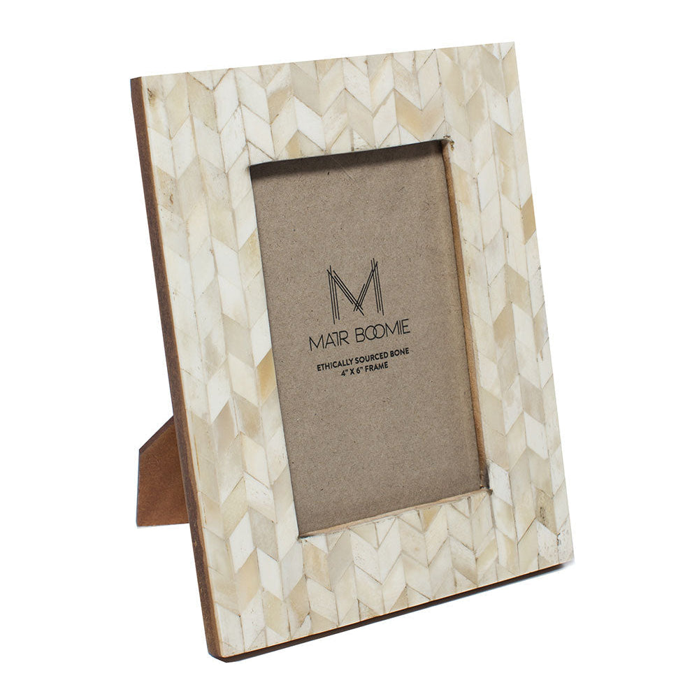 Matr Boomie Artemis 4x6 Picture Frame - Fair Trade Hand Carved