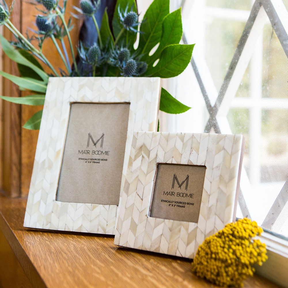 Matr Boomie Artemis 4x6 Picture Frame - Fair Trade Hand Carved