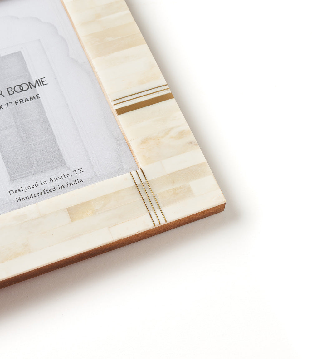 Matr Boomie Mukhendu 5x7 Cream Picture Frame - Carved Bone, Brass Bar