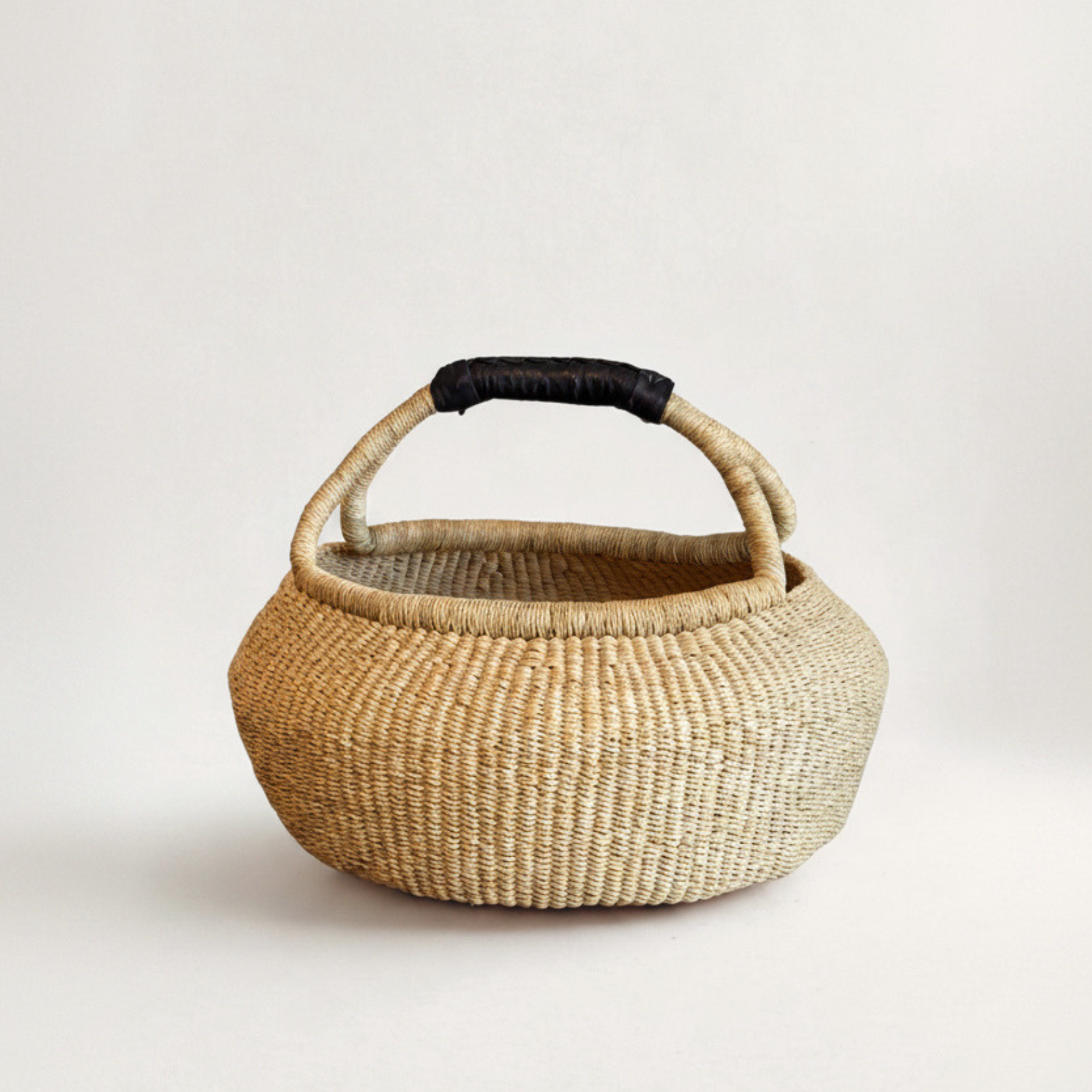 Mbare Baskets Double Weave Kettle Basket