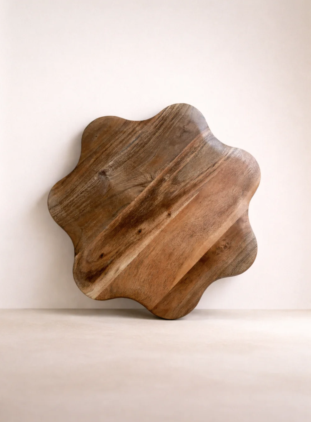 Meso Goods Trays & Risers Sari Scalloped Wood Serving Board