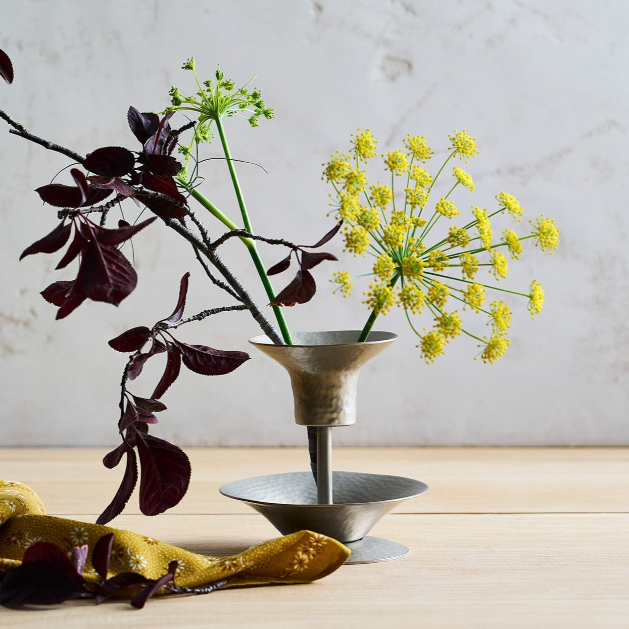 The Collective Home vase Floral Stem Holder
