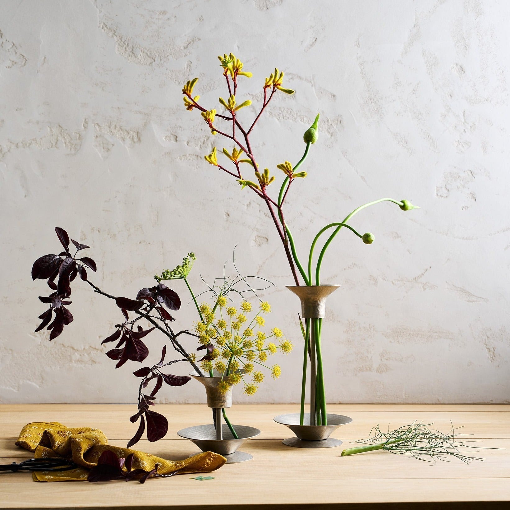 The Collective Home vase Floral Stem Holder