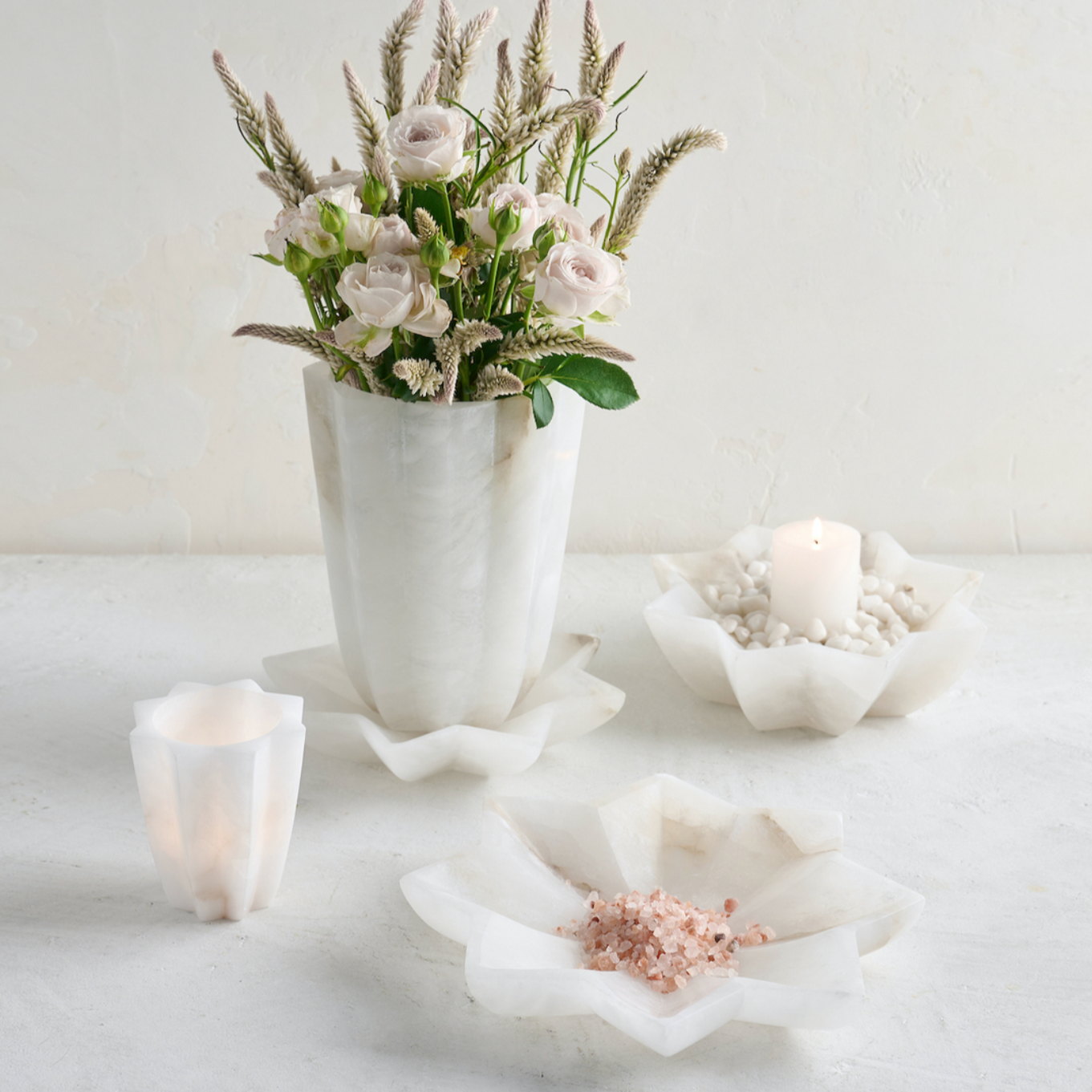 The Collective Home vase Tara Alabaster Vase