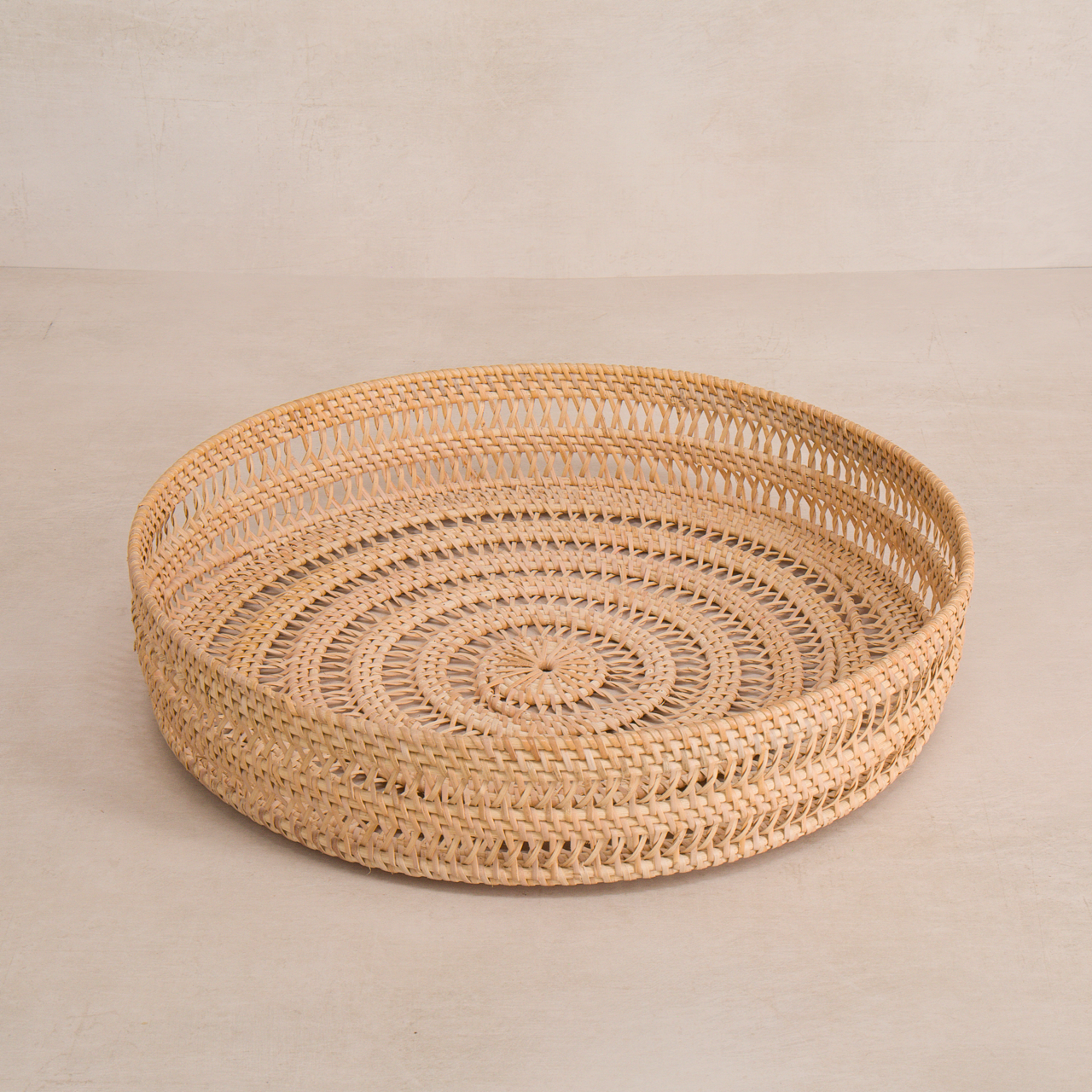 Village Thrive tray Large Round Woven Tray