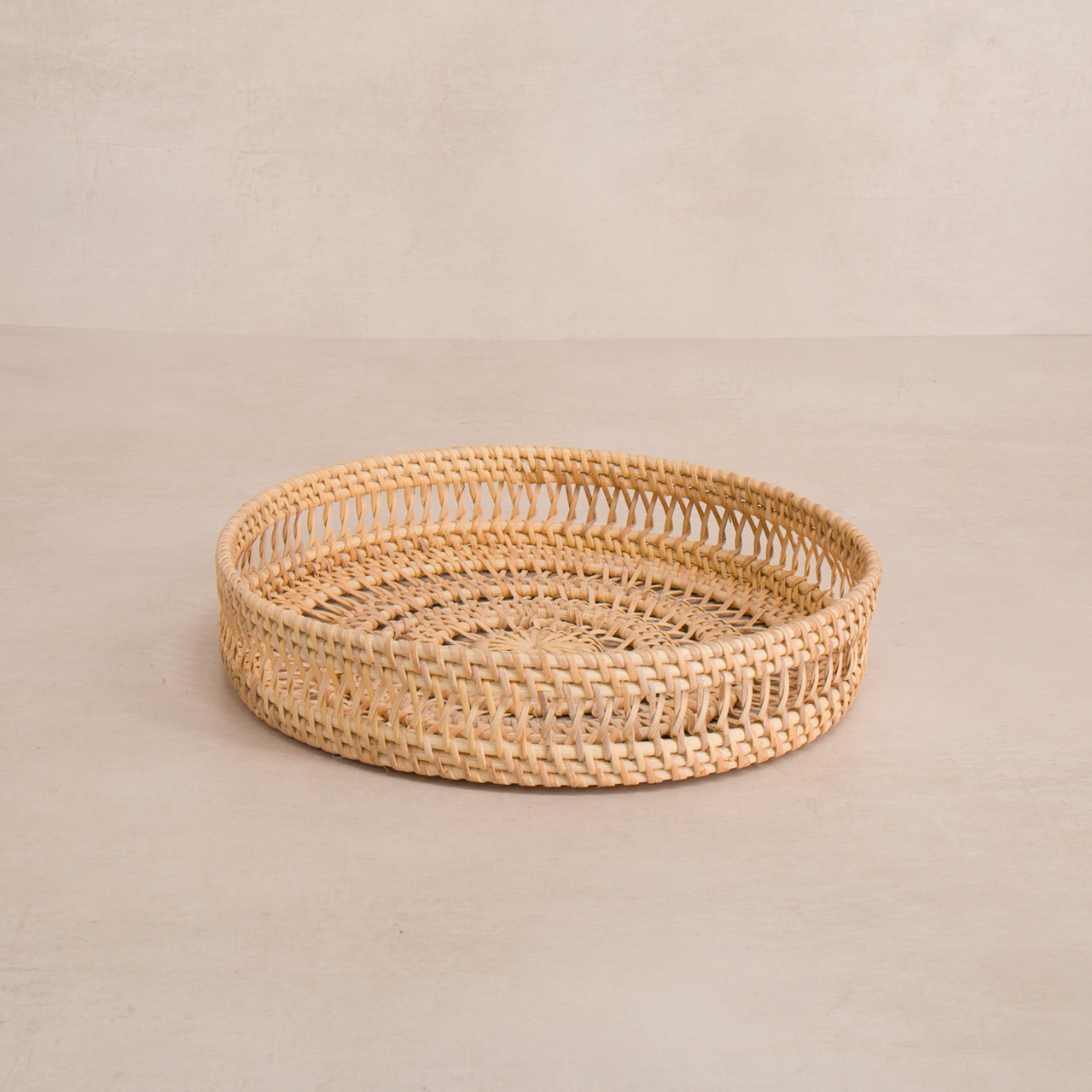 Village Thrive tray Small Round Woven Tray