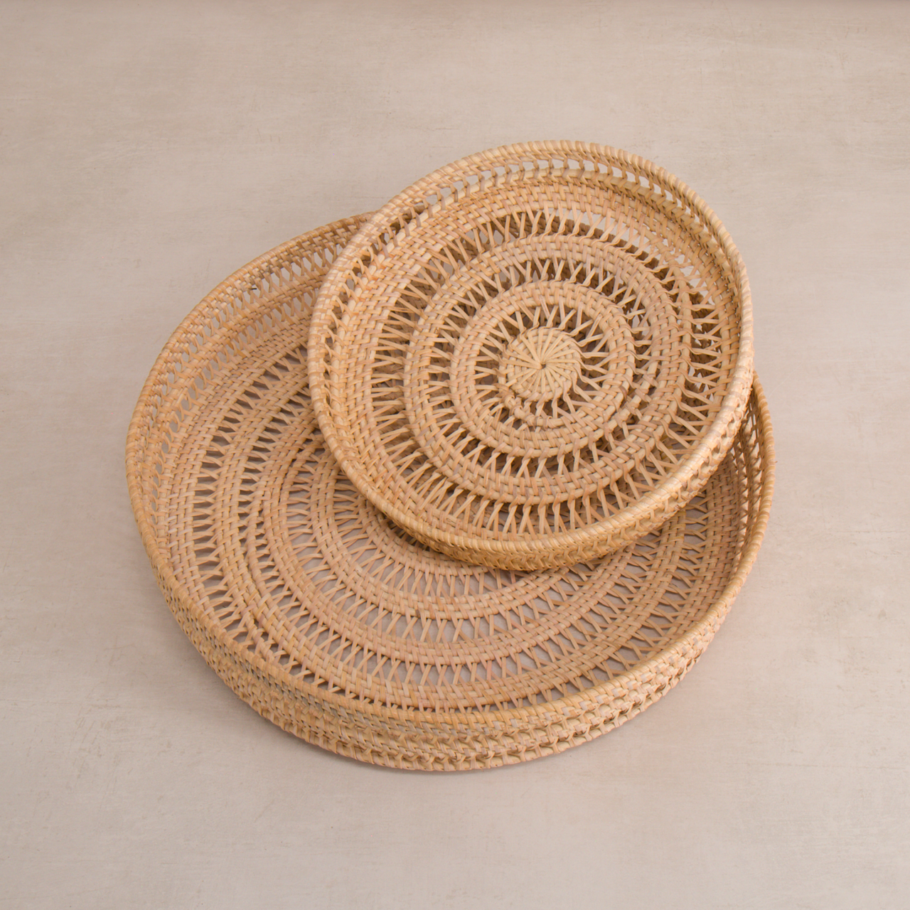 Village Thrive tray Small Round Woven Tray