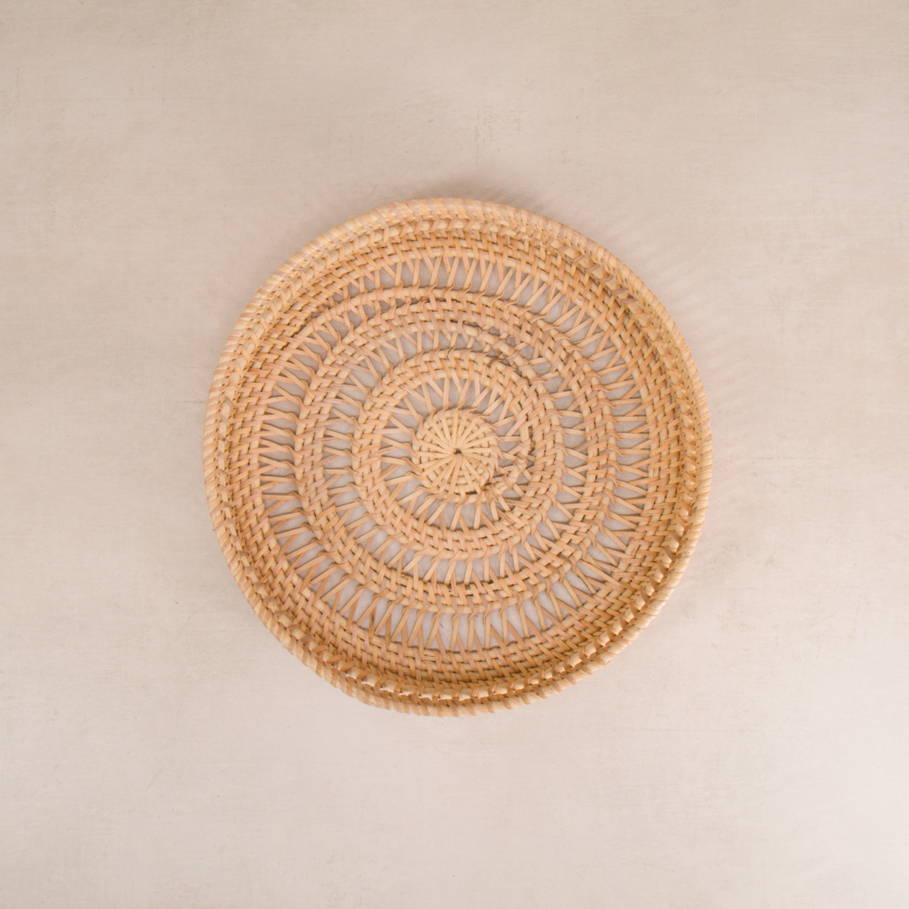 Village Thrive tray Small Round Woven Tray