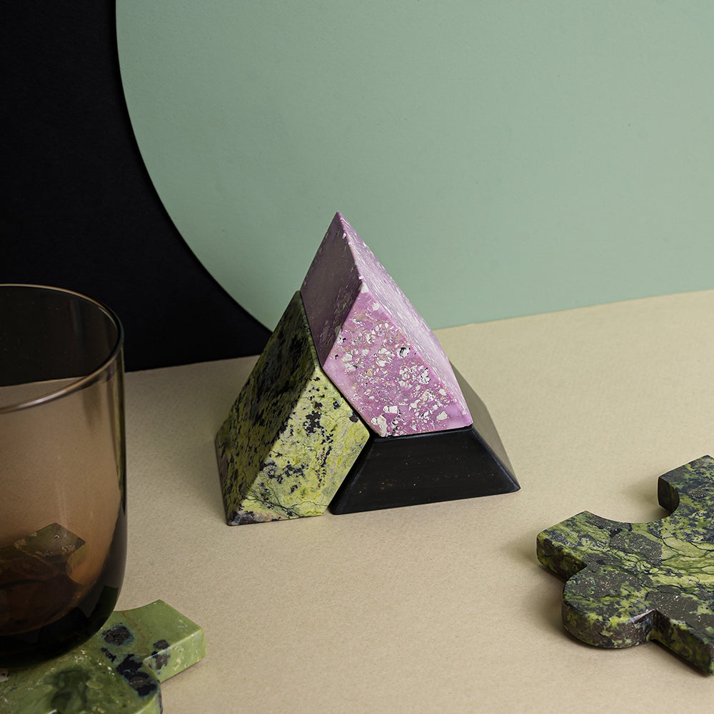 DAR proyectos Candle Holders Lila Stackable Candelabra + Triangle Gemstone Puzzle