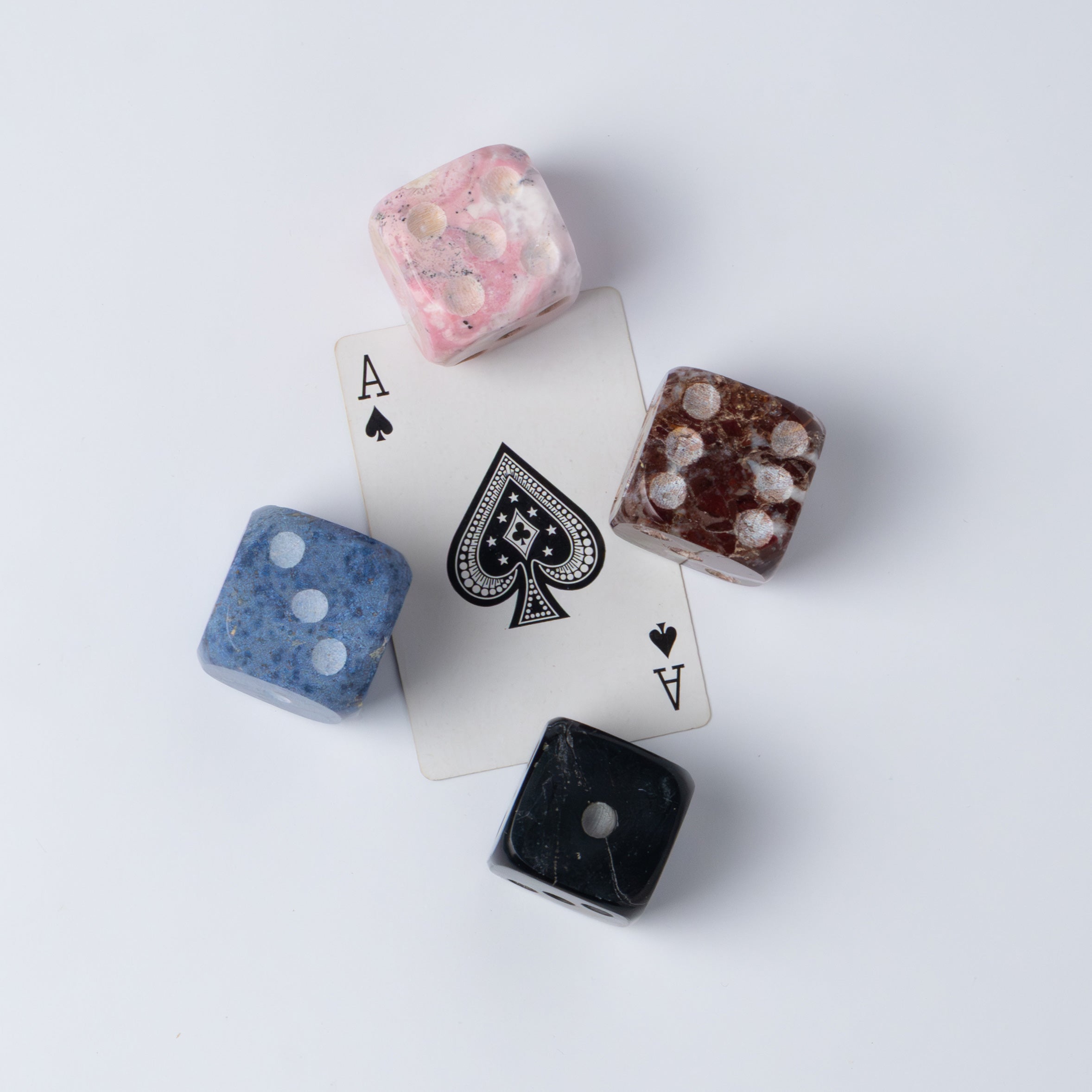 DAR proyectos Decorative Objects Giant Gemstone Dice - Set of Four