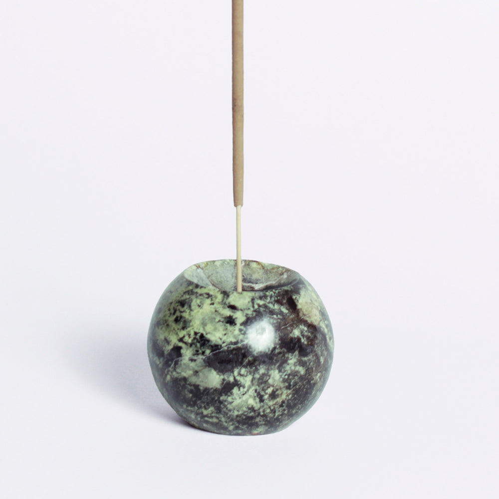 DAR proyectos Gemstone sphere incense holder- Serpentine Green