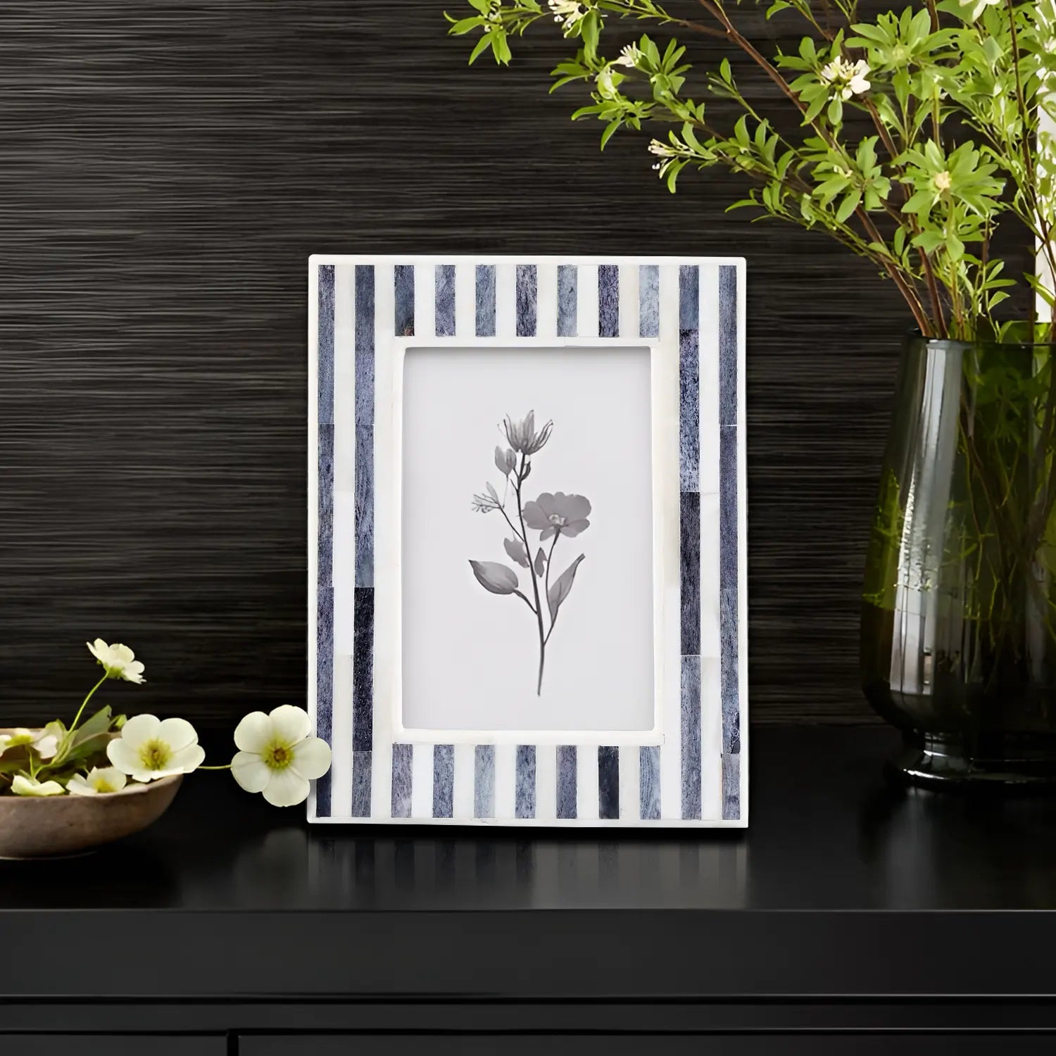 Handicrafts Home Picture Frames Picture Frames Kayala Saje Collection Bone Inlay, Grey-White, 4x6, 5x7 & 8x10