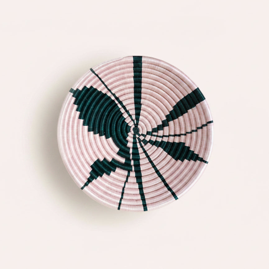 Indego Africa Decorative Baskets Pink & Green Leaf Plateau