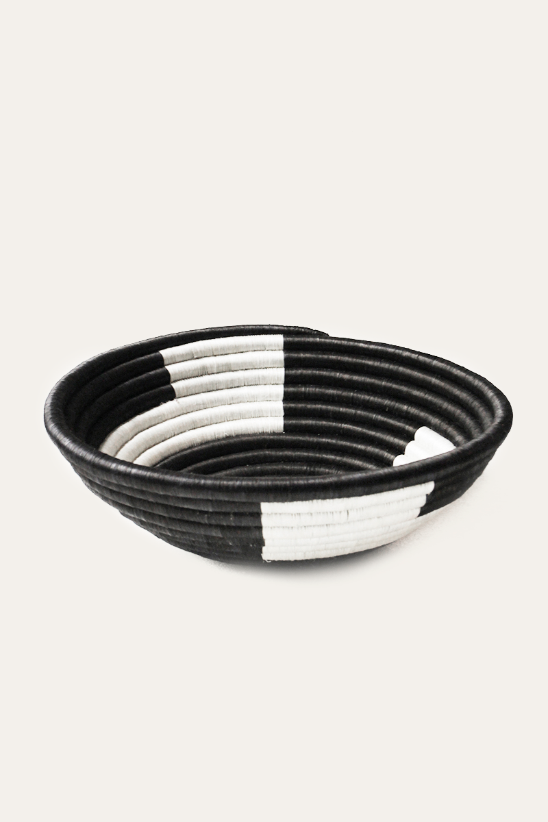 Indego Africa Decorative Baskets Zig Zag Plateau Zig Zag Plateau