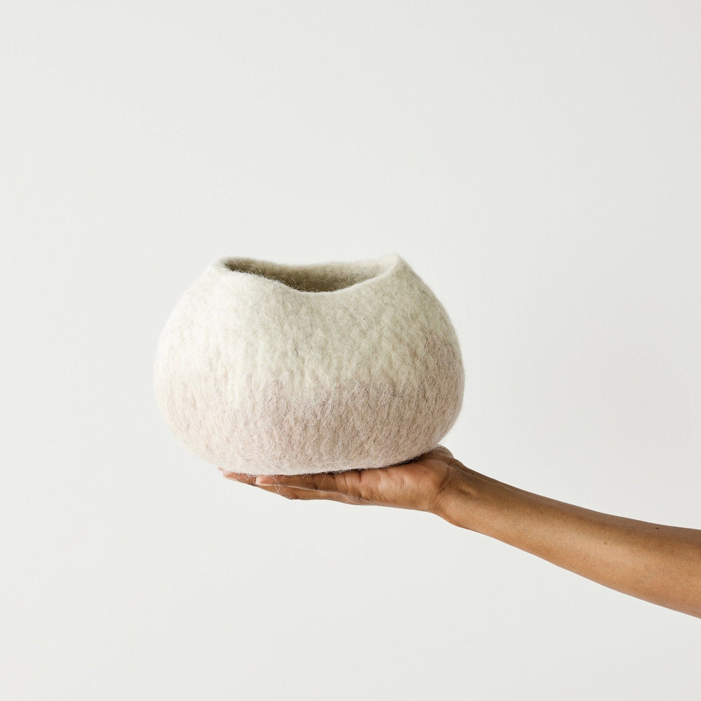 kanju Soft Stone Ombre Decorative Wool Ukhamba Bowl