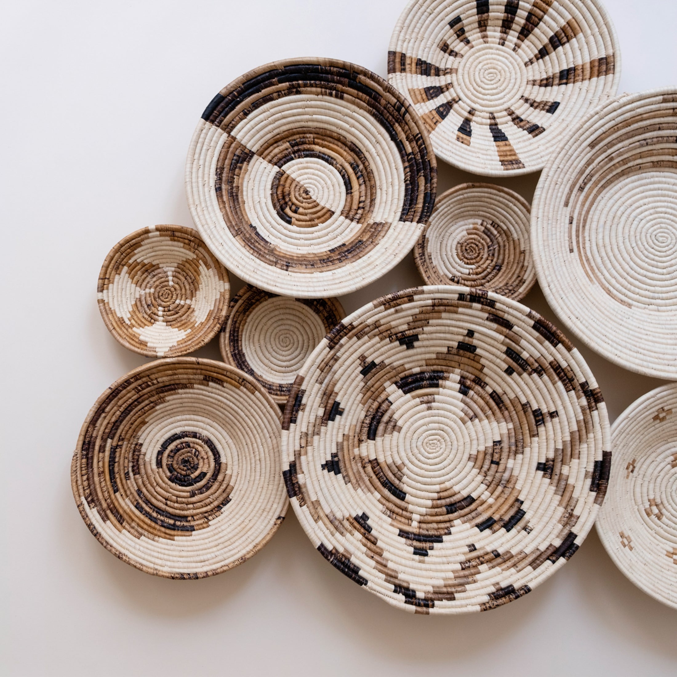 Maadili Collective Baskets Small Monochrome Daisy Basket ~ Banana Fiber