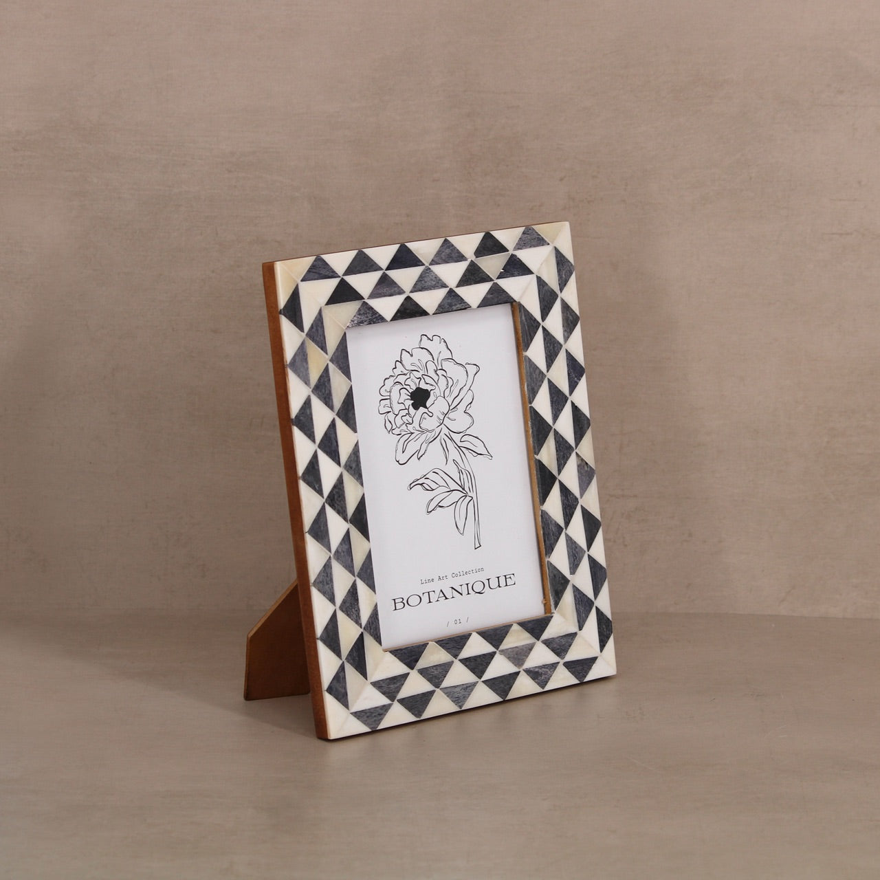 Matr Boomie frame Varuna 5x7 Picture Frame