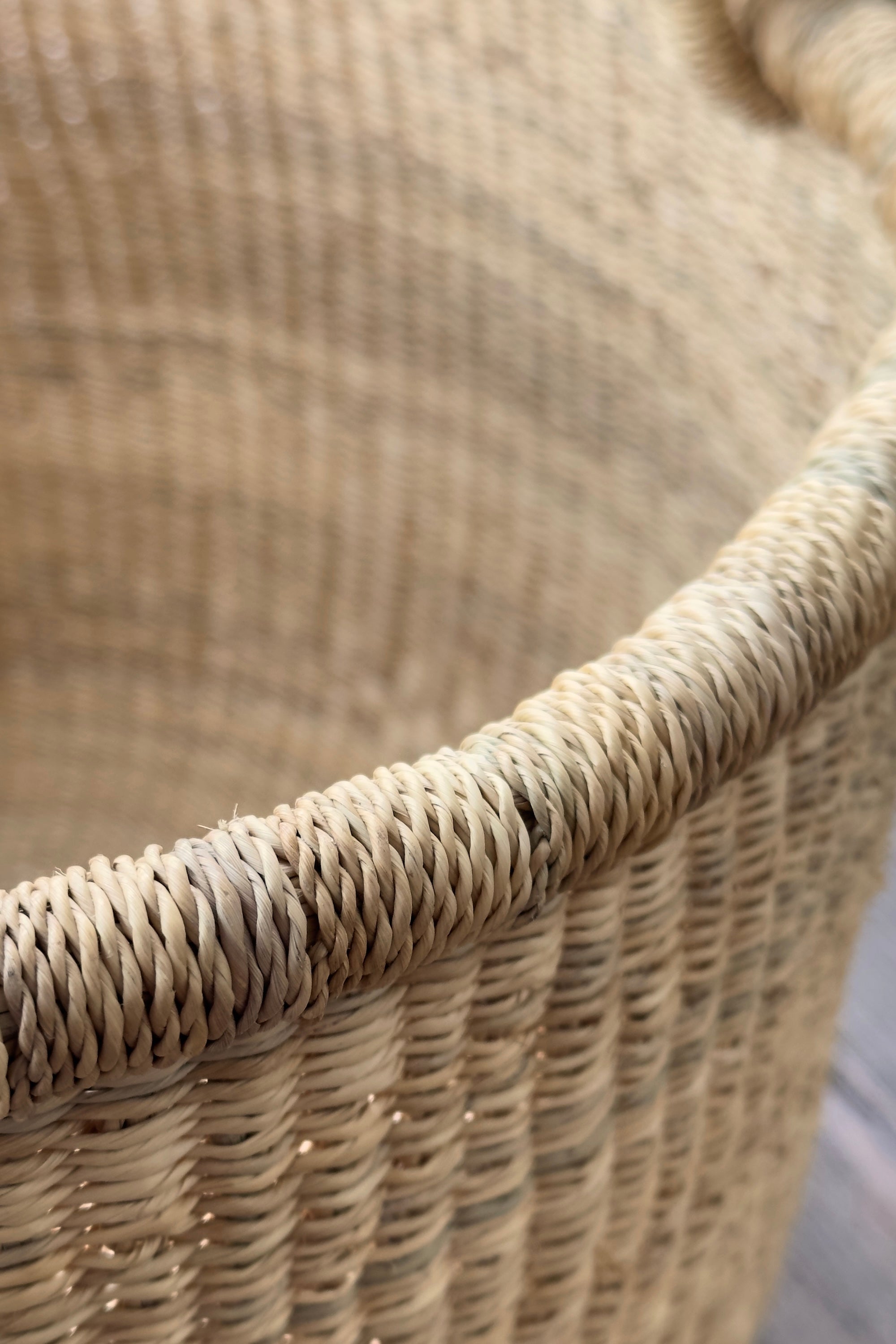 Mbare Handwoven Natural Bolga Basket - Large Round